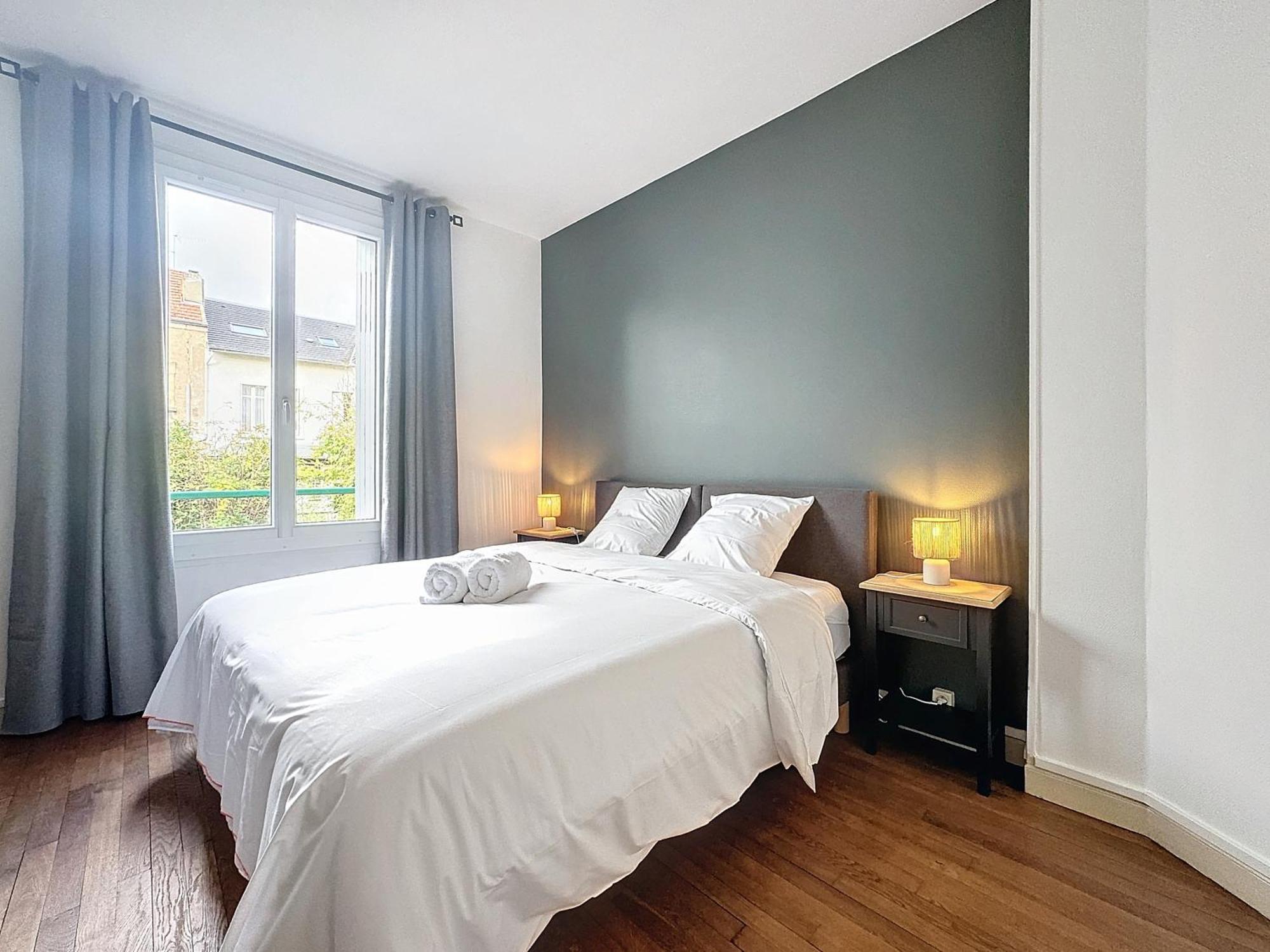 Le 2-F2 Centre Historique Apartment Montlucon Luaran gambar